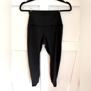 Lululemon wunder unders high rise crop size 8